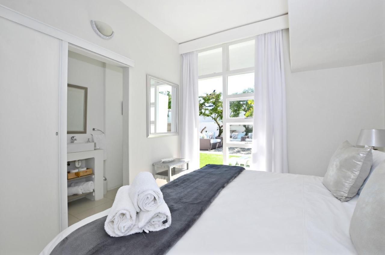 White Waves Beach House Bloubergstrand Esterno foto