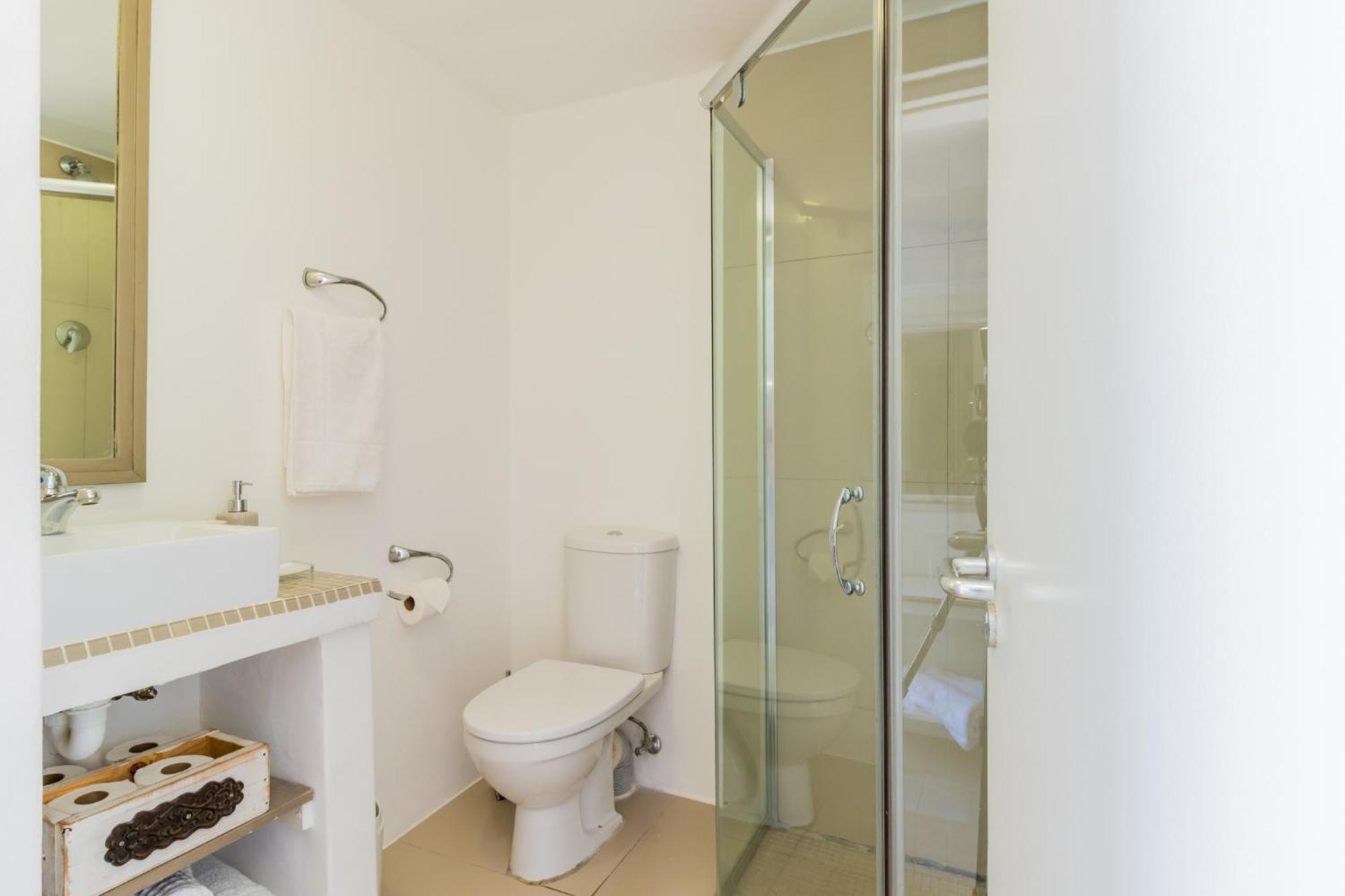 White Waves Beach House Bloubergstrand Esterno foto