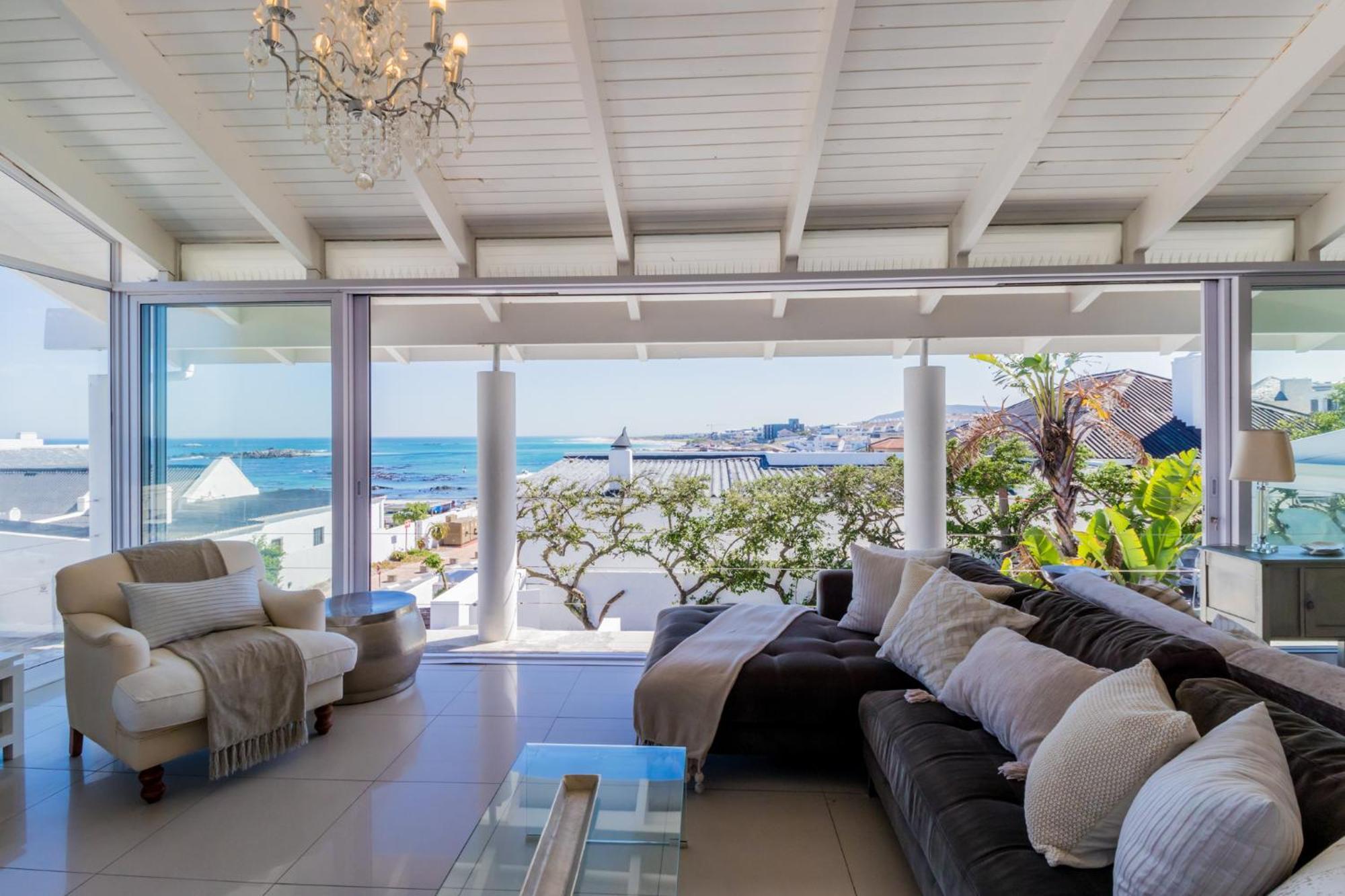 White Waves Beach House Bloubergstrand Esterno foto