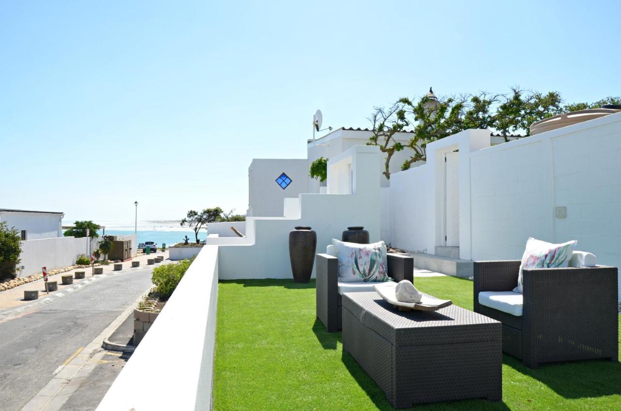 White Waves Beach House Bloubergstrand Esterno foto