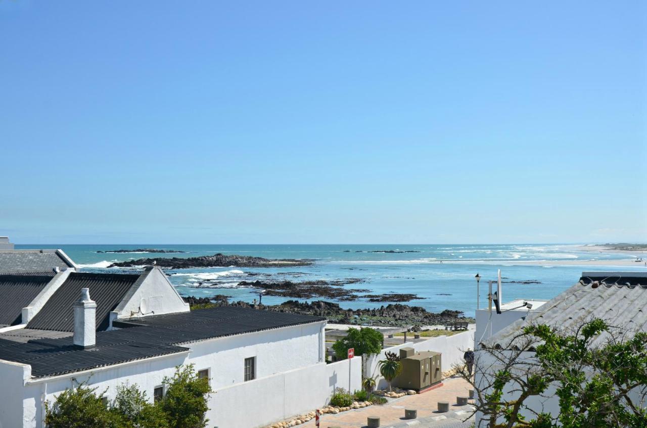 White Waves Beach House Bloubergstrand Esterno foto